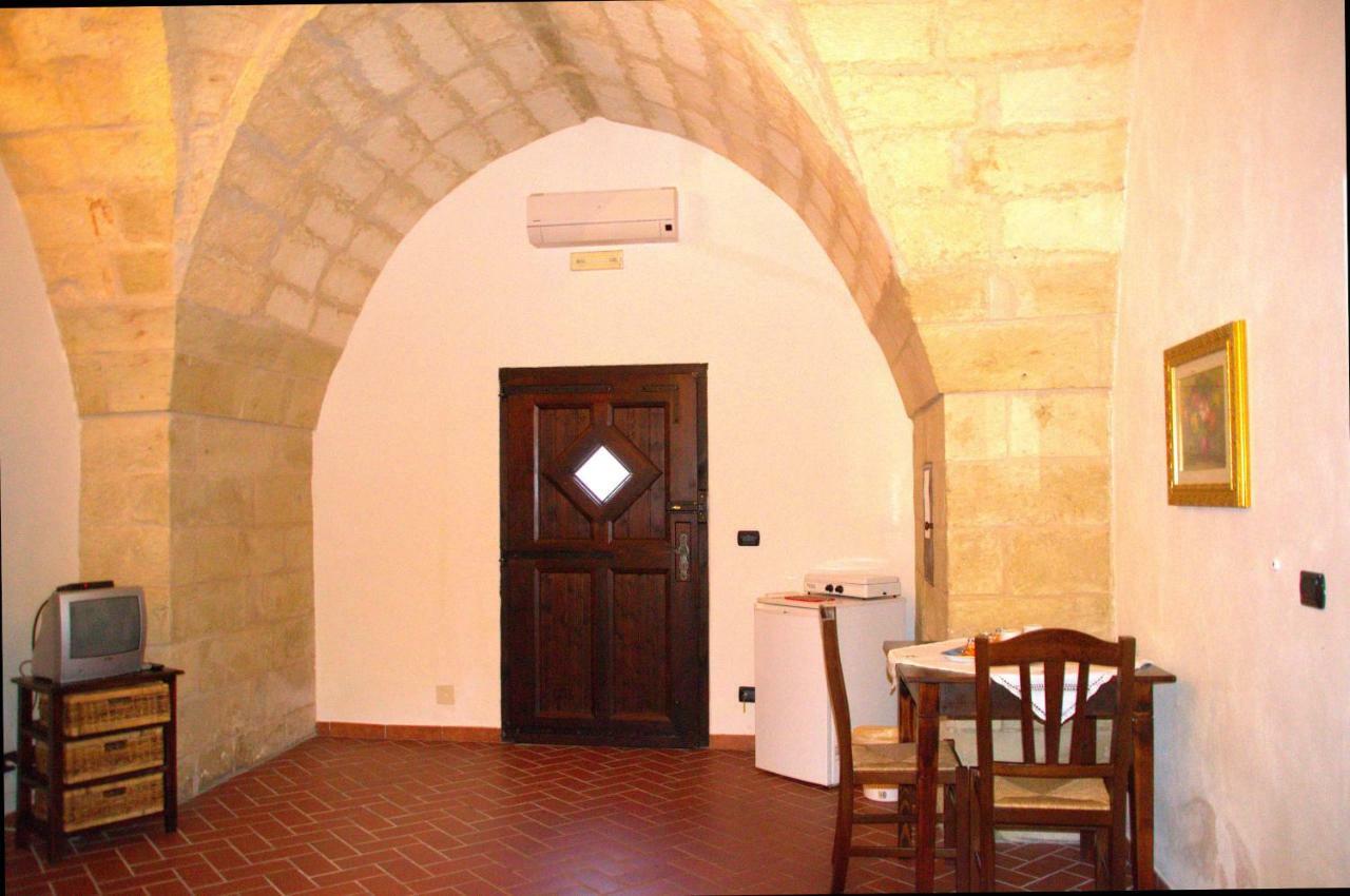 Masseria Montanari Carpignano Salentino Esterno foto
